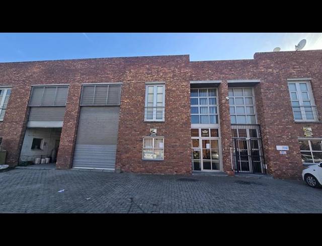 INDUSTRIAL PROPERTY TO RENT IN STIKLAND INDUSTRIAL